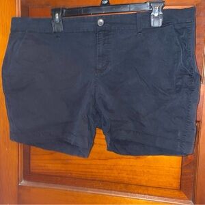 Old Navy Size 14 Shorts